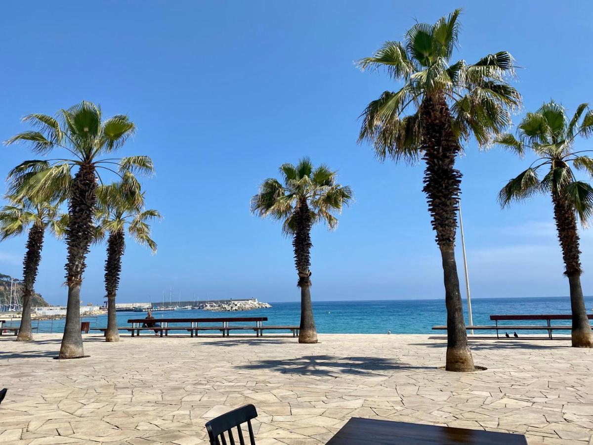 Blanes Old Town: 2 Blocks/2 Min Walk To The Beach Exterior photo
